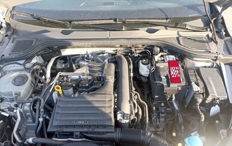 Volkswagen Golf VIII, 2021 год, 2 600 000 рублей, 8 фотография