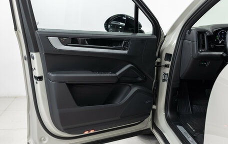 Porsche Cayenne III, 2023 год, 14 790 000 рублей, 8 фотография