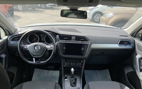 Volkswagen Tiguan II, 2019 год, 2 230 000 рублей, 13 фотография