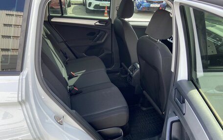 Volkswagen Tiguan II, 2019 год, 2 230 000 рублей, 11 фотография