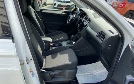 Volkswagen Tiguan II, 2019 год, 2 230 000 рублей, 12 фотография