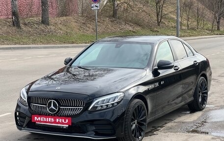 Mercedes-Benz C-Класс, 2018 год, 2 590 000 рублей, 2 фотография