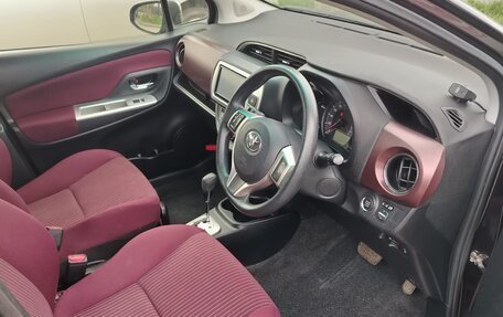 Toyota Vitz, 2015 год, 750 000 рублей, 8 фотография