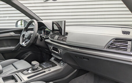 Audi Q5, 2025 год, 7 000 000 рублей, 9 фотография