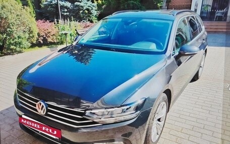 Volkswagen Passat B8 рестайлинг, 2019 год, 2 190 000 рублей, 4 фотография