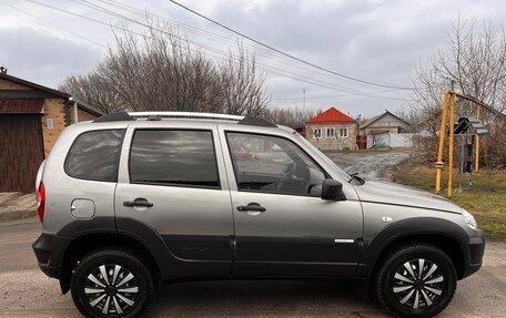 Chevrolet Niva I рестайлинг, 2013 год, 550 000 рублей, 6 фотография