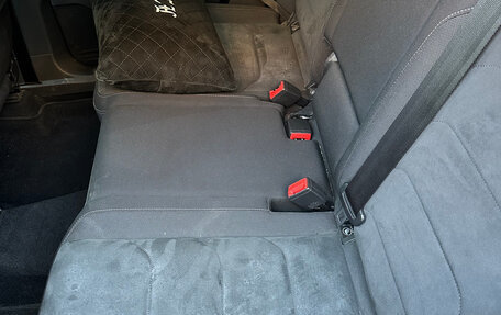 Volkswagen Tiguan II, 2018 год, 3 300 000 рублей, 5 фотография