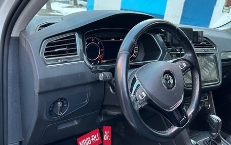 Volkswagen Tiguan II, 2018 год, 3 300 000 рублей, 4 фотография