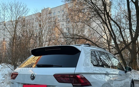 Volkswagen Tiguan II, 2018 год, 3 300 000 рублей, 13 фотография