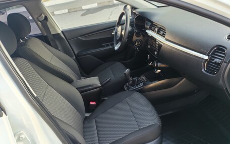 KIA Rio IV, 2019 год, 1 495 000 рублей, 16 фотография