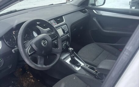 Skoda Octavia, 2015 год, 1 120 000 рублей, 28 фотография