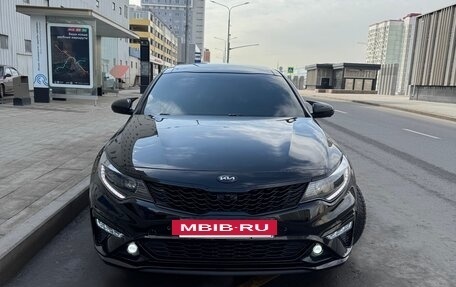 KIA Optima IV, 2018 год, 2 400 000 рублей, 11 фотография