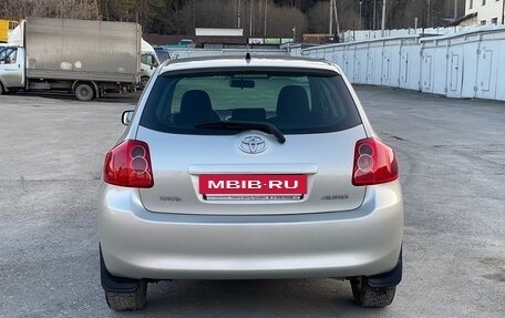 Toyota Auris II, 2008 год, 950 000 рублей, 4 фотография