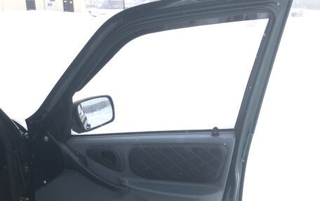 Chevrolet Niva I рестайлинг, 2003 год, 550 000 рублей, 19 фотография