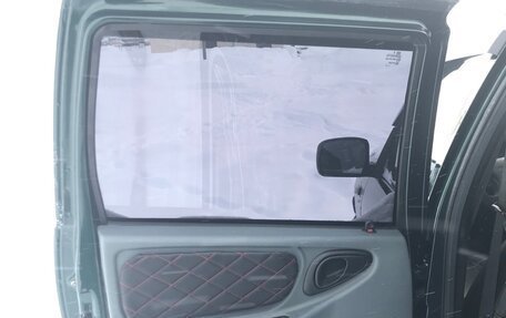 Chevrolet Niva I рестайлинг, 2003 год, 550 000 рублей, 17 фотография