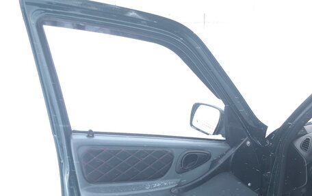 Chevrolet Niva I рестайлинг, 2003 год, 550 000 рублей, 18 фотография