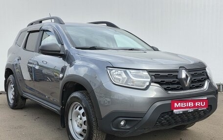 Renault Duster, 2022 год, 1 850 000 рублей, 3 фотография