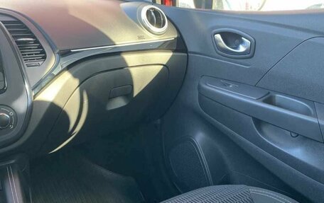 Renault Kaptur I рестайлинг, 2021 год, 1 770 000 рублей, 24 фотография