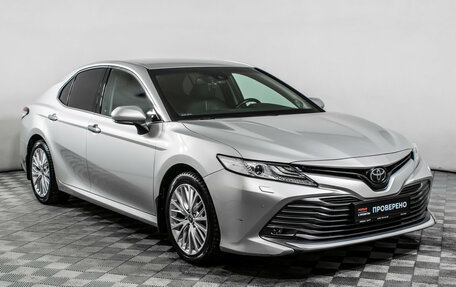 Toyota Camry, 2019 год, 2 990 000 рублей, 3 фотография