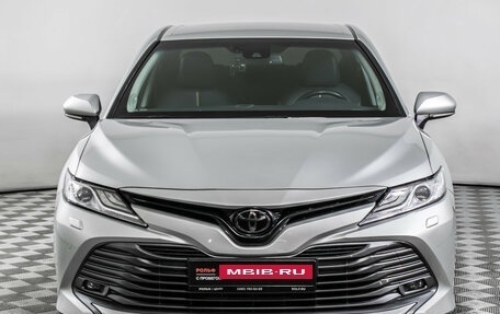 Toyota Camry, 2019 год, 2 990 000 рублей, 2 фотография
