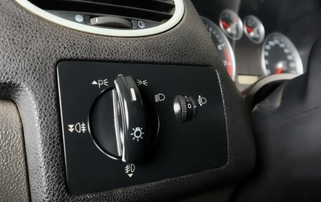 Ford Focus II рестайлинг, 2006 год, 549 000 рублей, 18 фотография