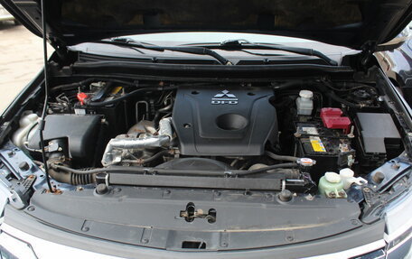 Mitsubishi Pajero Sport III рестайлинг, 2018 год, 3 390 000 рублей, 24 фотография