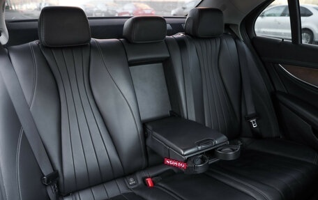 Mercedes-Benz E-Класс, 2018 год, 3 379 000 рублей, 30 фотография