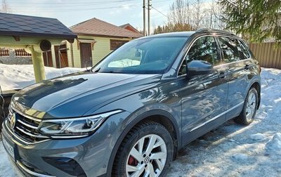 Volkswagen Tiguan II, 2020 год, 3 950 000 рублей, 1 фотография