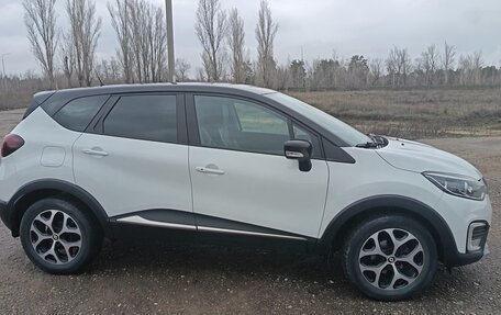 Renault Kaptur I рестайлинг, 2018 год, 1 200 000 рублей, 1 фотография