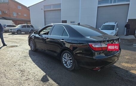 Toyota Camry, 2017 год, 1 995 000 рублей, 4 фотография