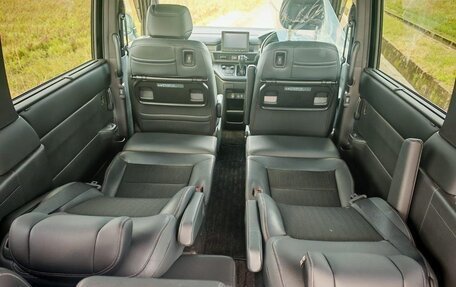 Honda Stepwgn, 2022 год, 2 150 000 рублей, 9 фотография