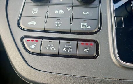 Honda Stepwgn, 2022 год, 2 150 000 рублей, 14 фотография