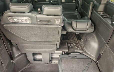 Honda Stepwgn, 2022 год, 2 150 000 рублей, 12 фотография