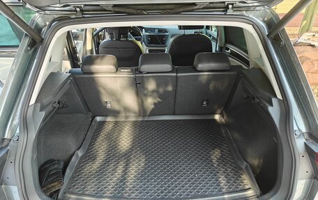 Volkswagen Tiguan II, 2020 год, 3 950 000 рублей, 4 фотография