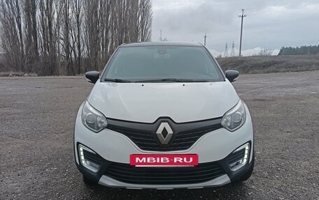Renault Kaptur I рестайлинг, 2018 год, 1 200 000 рублей, 2 фотография
