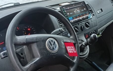 Volkswagen Transporter T5 рестайлинг, 2004 год, 830 000 рублей, 8 фотография