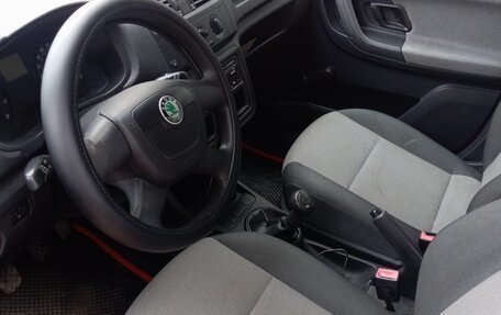 Skoda Fabia II, 2010 год, 340 000 рублей, 4 фотография