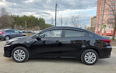 KIA Rio IV, 2018 год, 1 335 000 рублей, 4 фотография