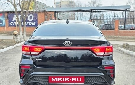 KIA Rio IV, 2018 год, 1 335 000 рублей, 7 фотография