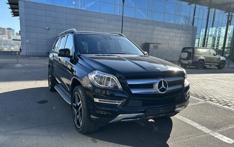 Mercedes-Benz GL-Класс, 2015 год, 3 550 000 рублей, 3 фотография