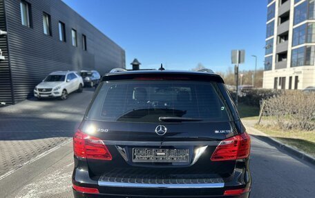 Mercedes-Benz GL-Класс, 2015 год, 3 550 000 рублей, 5 фотография