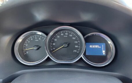 Renault Logan II, 2016 год, 705 000 рублей, 16 фотография