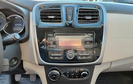 Renault Logan II, 2016 год, 705 000 рублей, 18 фотография