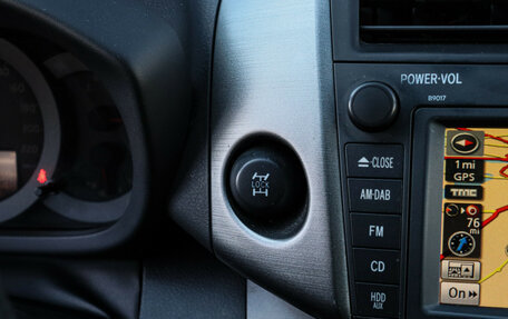 Toyota RAV4, 2010 год, 1 300 000 рублей, 18 фотография