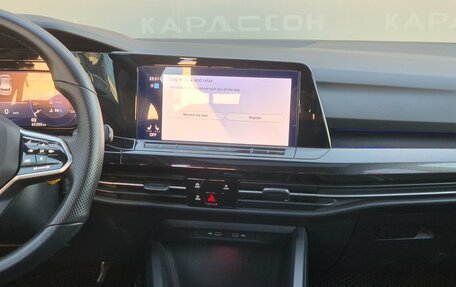 Volkswagen Golf VIII, 2020 год, 2 650 000 рублей, 10 фотография