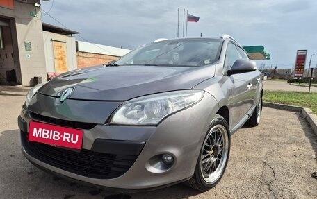 Renault Megane III, 2012 год, 900 000 рублей, 1 фотография