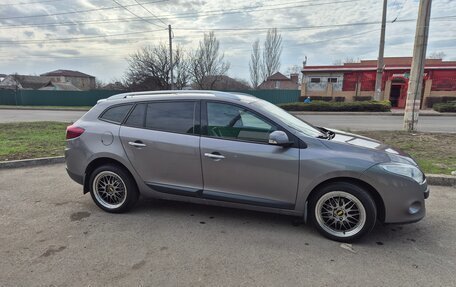Renault Megane III, 2012 год, 900 000 рублей, 4 фотография