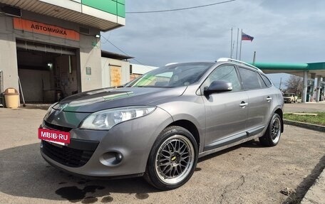 Renault Megane III, 2012 год, 900 000 рублей, 2 фотография