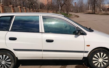 Mitsubishi Space Star I рестайлинг, 1999 год, 300 000 рублей, 3 фотография