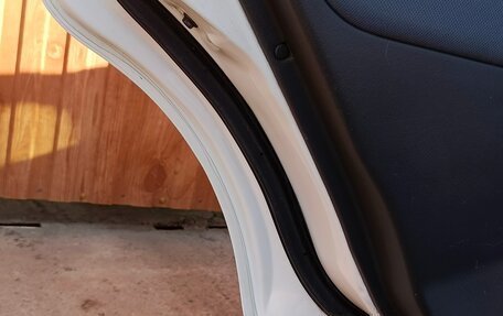 Mitsubishi Space Star I рестайлинг, 1999 год, 300 000 рублей, 8 фотография